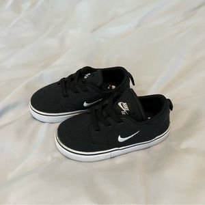 Toddler Nike SB Skate Shoe Size 7c